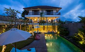 Athaya Ubud